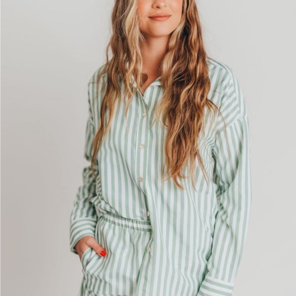 Striped Set - Picture 2 of 2